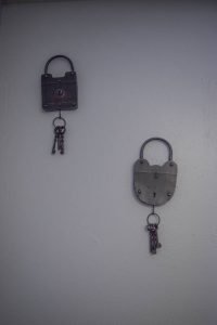 Padlock3-200x300.jpg